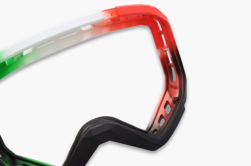 Verniciatura maschera Sfumata 4 Colori - Personalizzazione Maschere Soldano